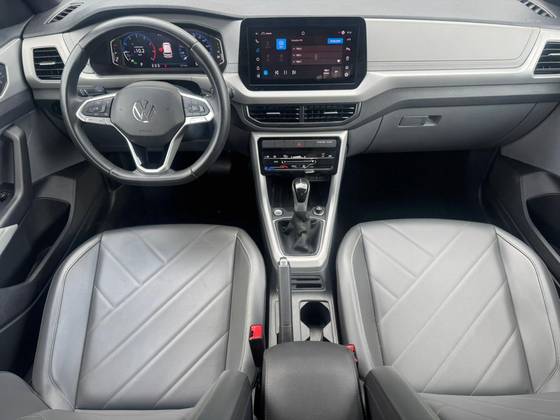 VOLKSWAGEN T-CROSS 1.0 200 TSI TOTAL FLEX COMFORTLINE AUTOMÁTICO